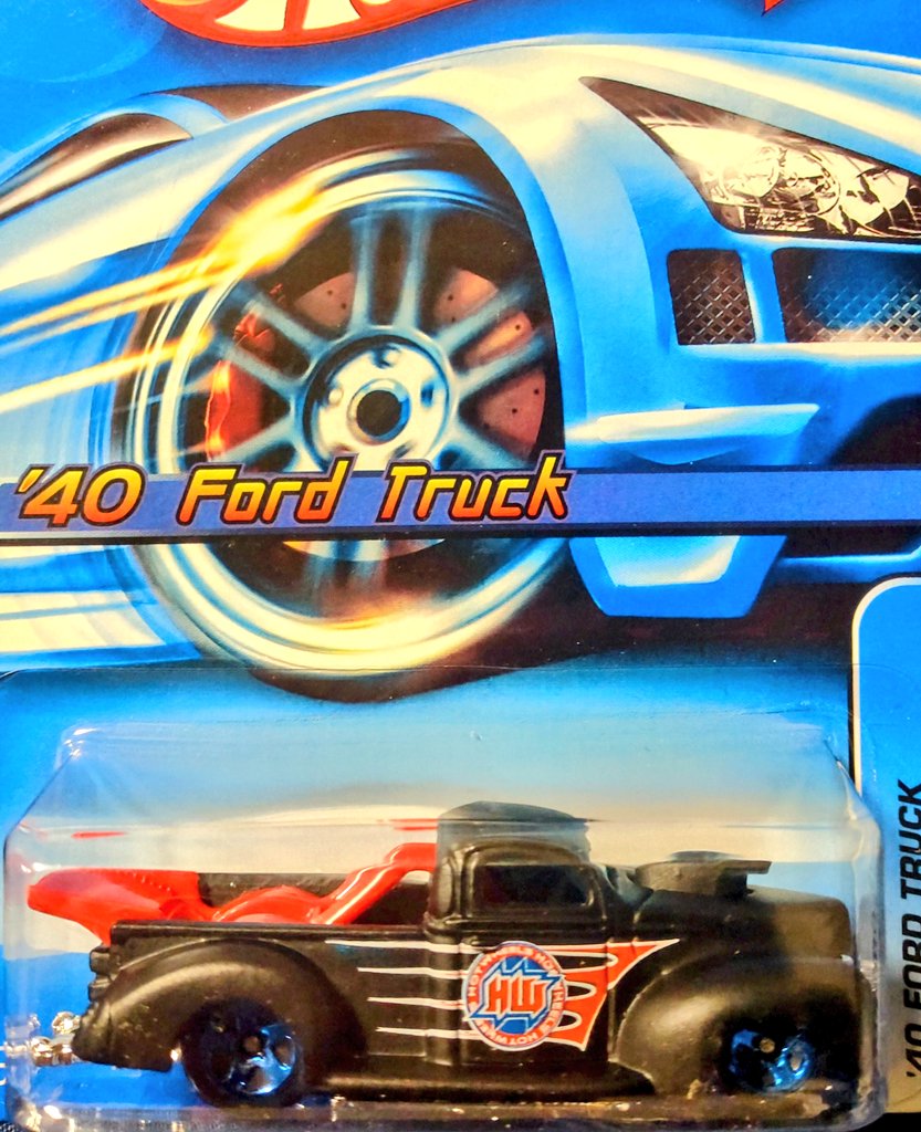 rXd26SbuMAcyKjZ's tweet photo. '40 FORD TRACK🤤🔥🔥🔥🔥🏁🇺🇲
#ホットウィール
#HotWheels
#40FORD TRACK https://t.co/jtuKTVacjf
