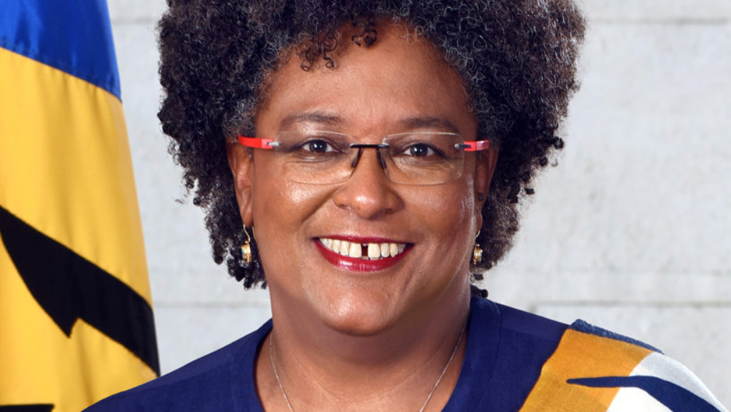 KevzPolitics's tweet image. #BREAKING - RESHUFFLE: Barbados PM Mia Amor Mottley announces a reshuffle of her Cabinet 

Min. Corey Lane relieved of his Ministry for personal reasons - Crime Prevention will now go under Ministry of People's Empowerment 

Min.Kay McConney now becomes Minister of Economic…