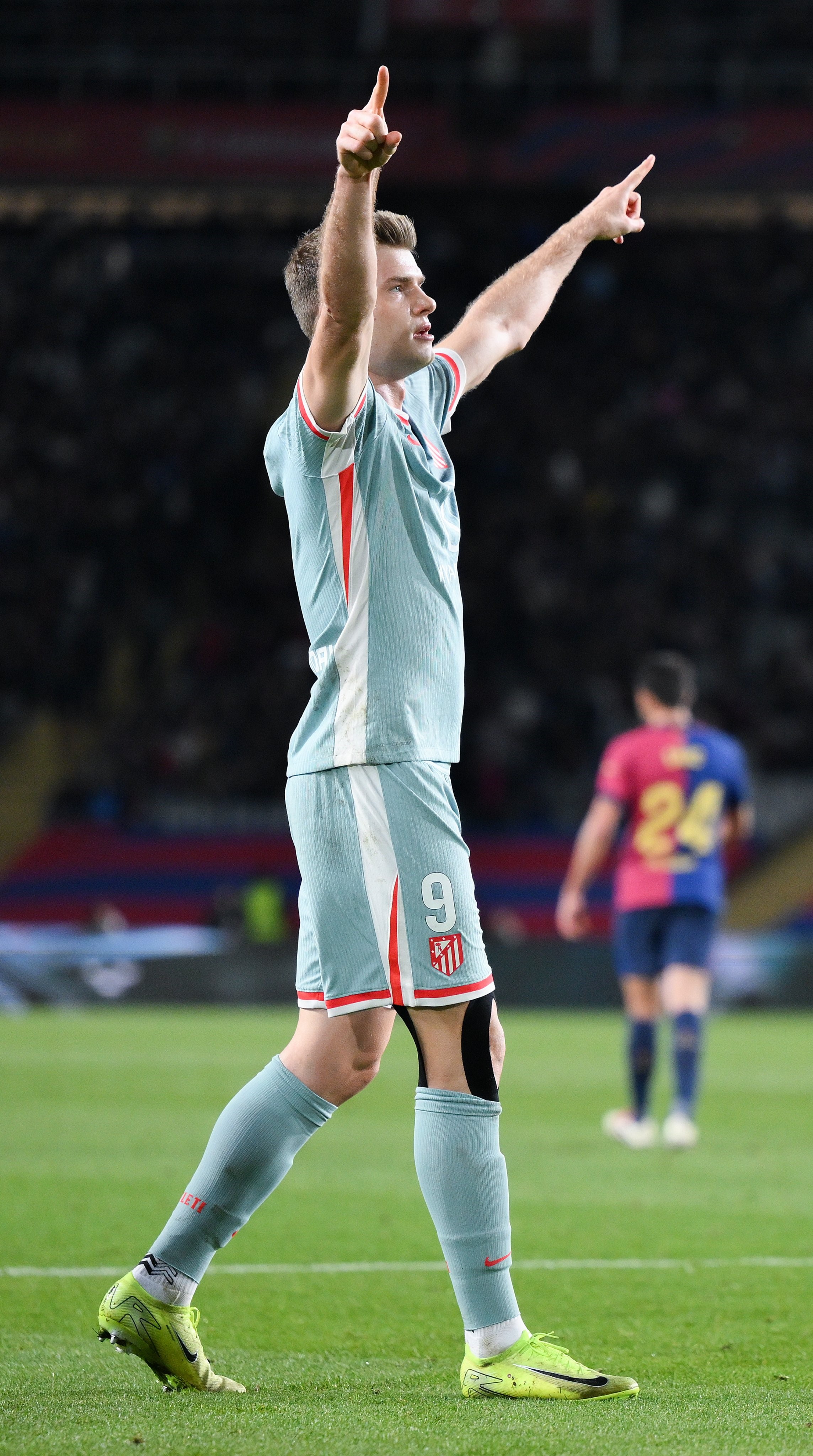 FC Barcelona vs Atletico Madrid Copa del Rey 2025 semi-final 1st leg LIVE Updates: Crazy game ends in 4-4 after Sorloth's late equaliser | sportzpoint.com