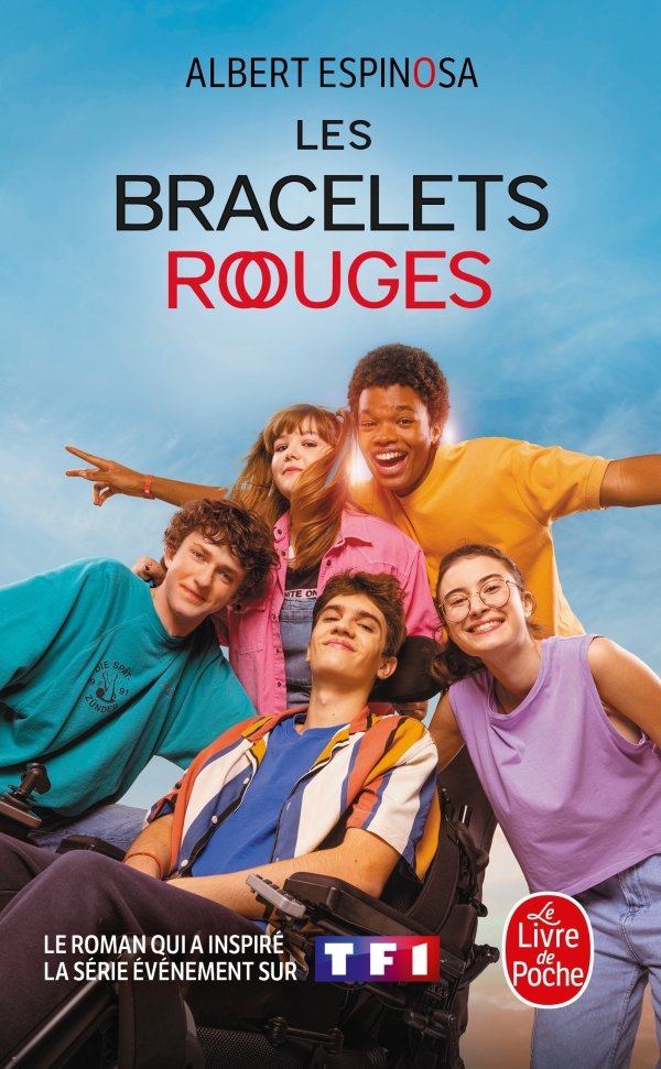 Hollyllyx tweet media