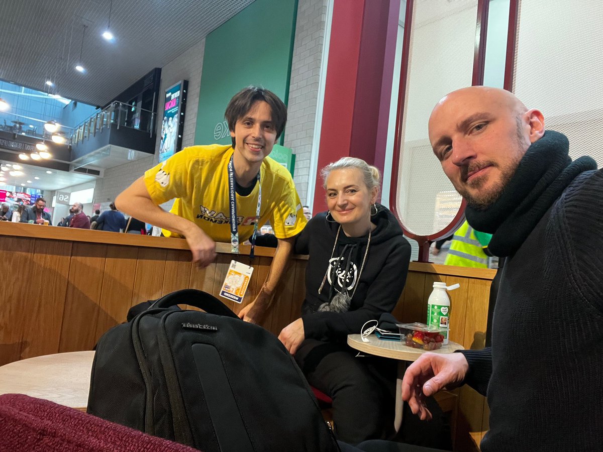 Illusion tweet media