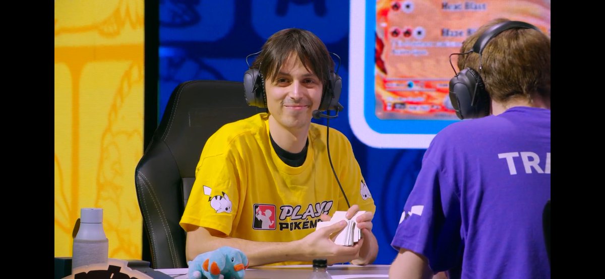 What a weekend of EUIC in London! Finished top 32 after an insane 10-3 run, played on stream in front of thousands of viewers, got interviewed and enjoyed the weekend with f&amp;f. One of the best and most exciting weekends of my life! ☺️
+3k USD
+200 CP for Worlds (650/???)
+2 SSP