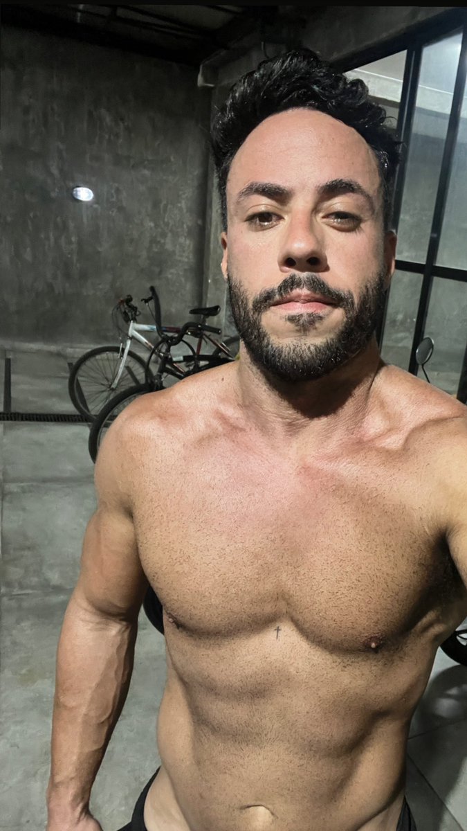 leoperico's tweet image. Treinaram? 😉