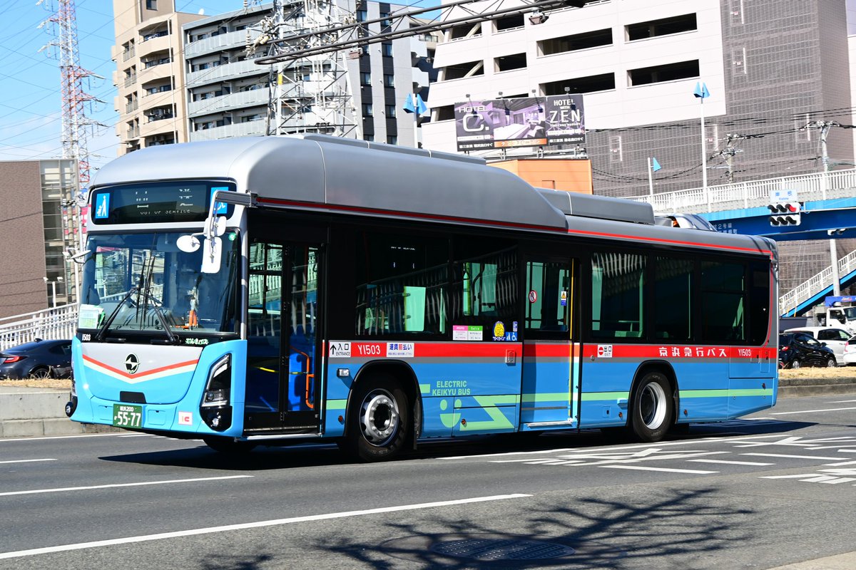 Y8758's tweet photo. Y1503 横浜200か5577
Y1504 横浜200か5578
ZAC-LV828L1

C1516 横浜200か5579
2KG-LV290N4

登録されました〜
いろいろ目撃情報の上がってたエルガEVが遂に登録されました！
これにて空いてる番号が全て埋まりました。 https://t.co/NorvTLZXUf