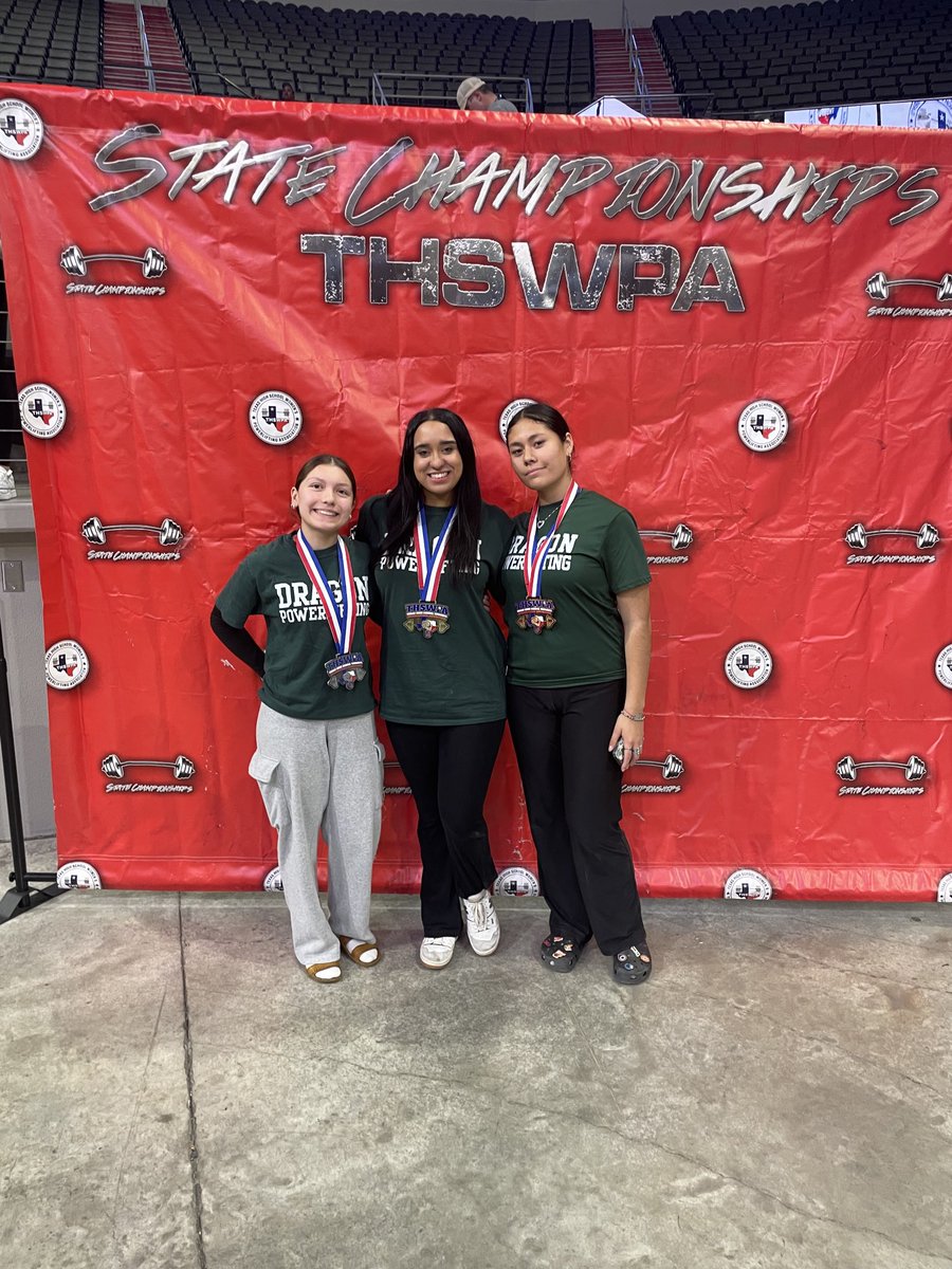 SWHSPowerlifti1's tweet photo. These young ladies competed like the champions they have become!#AddWeight https://t.co/zn85MlcTK0