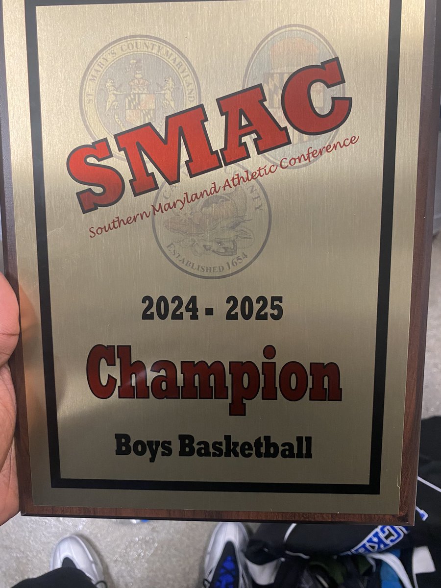 21-2 overall , 14-0 in SMAC.………..champions 💪🗡️🪖💙