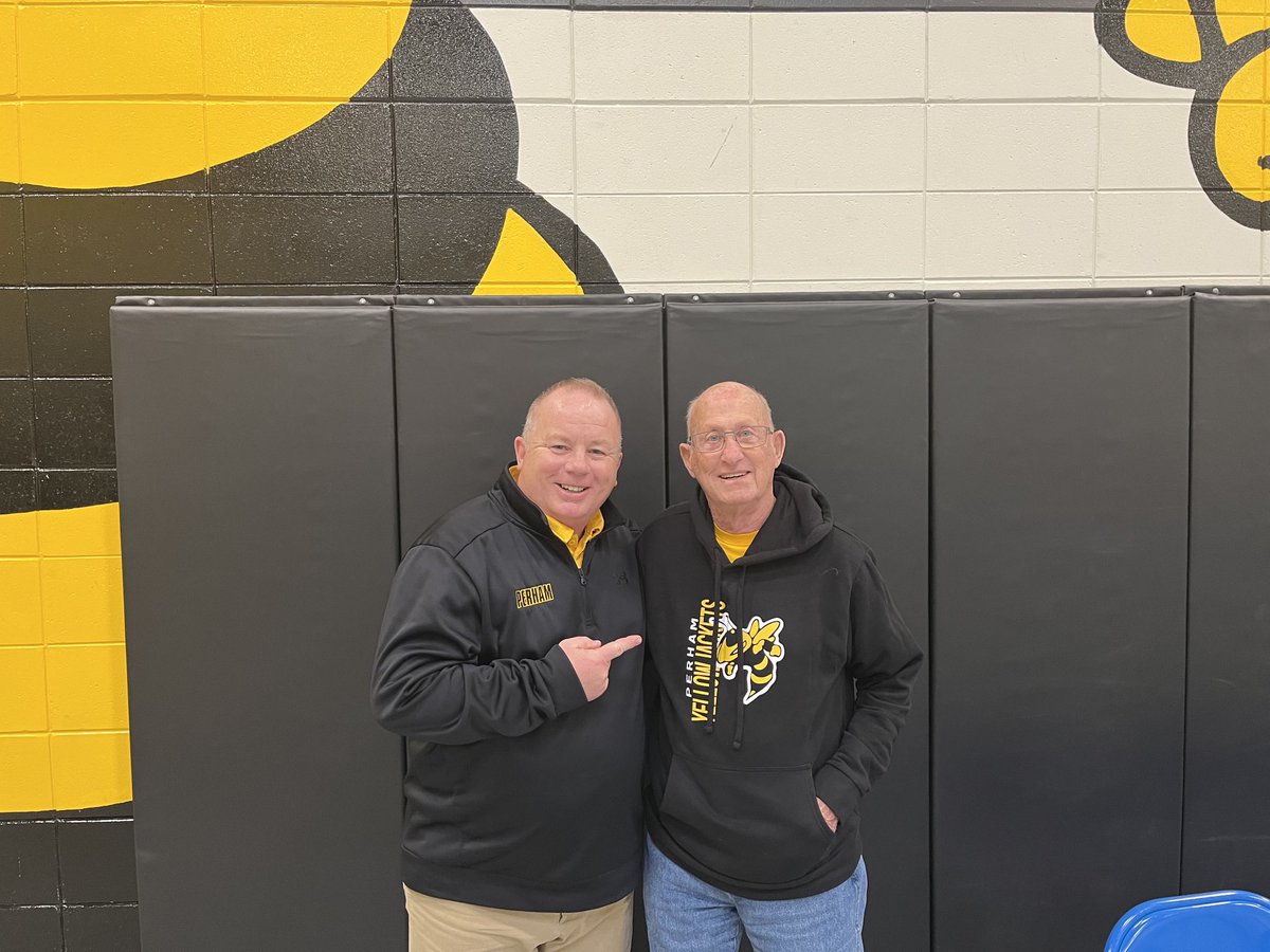 Arly Ohm tweet media