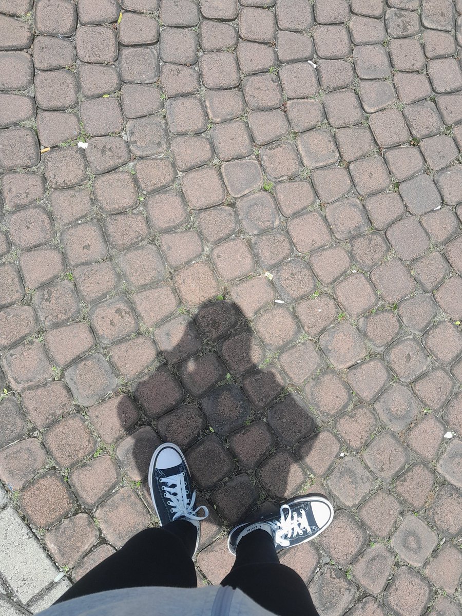 Terkadang sesuatu yang menurut kita baik belum tentu itu baik :)