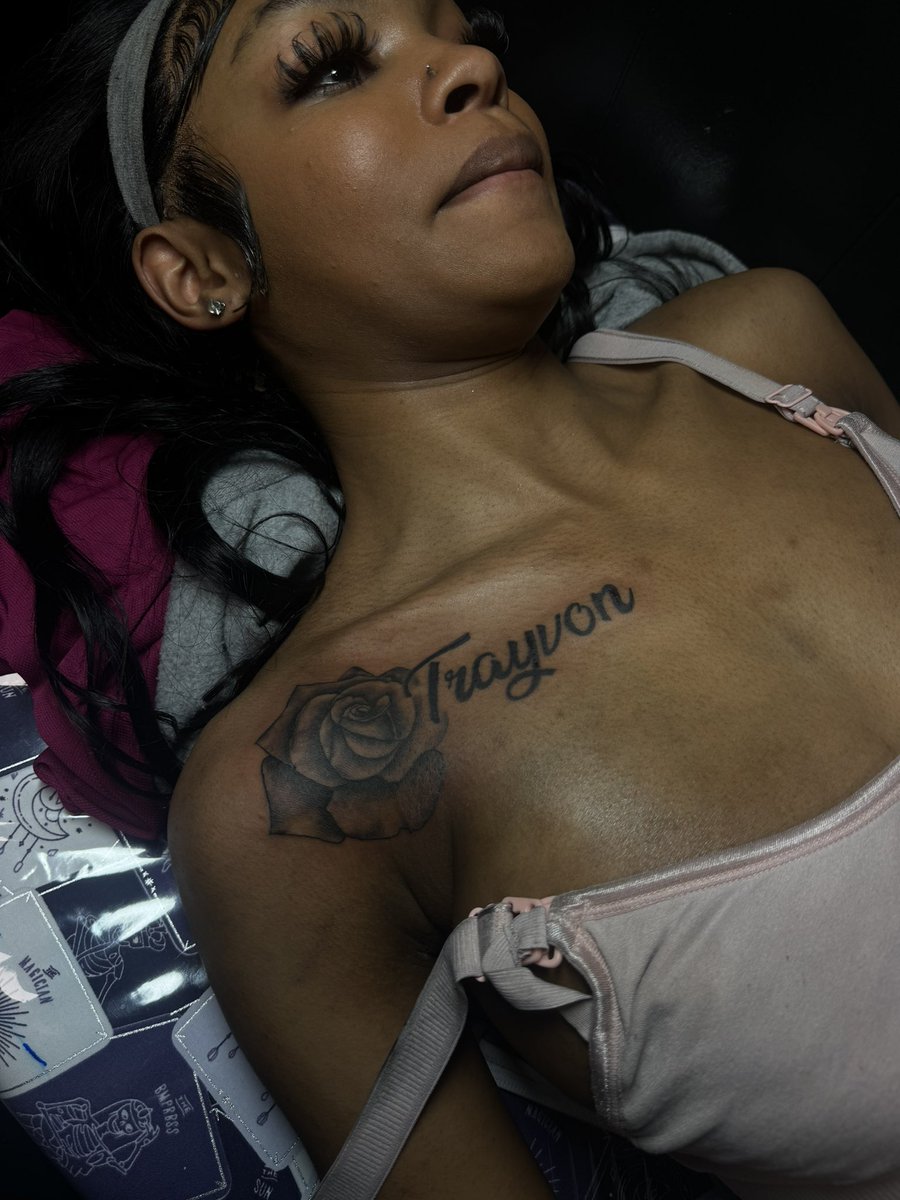 Theangel_bean's tweet photo. First day in the shop🥳 I am now a professional tattoo artist🩷 https://t.co/TCHXzY1dGH
