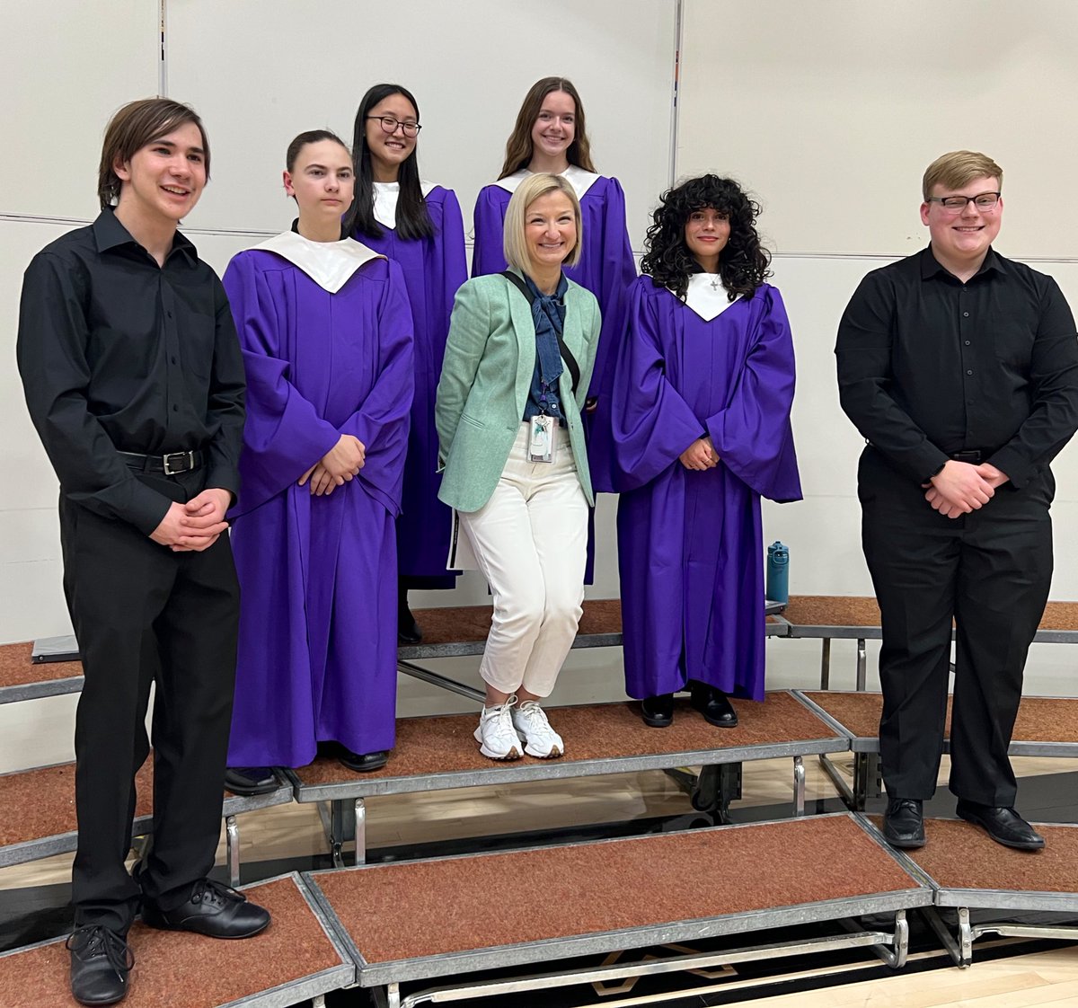 mary luckritz tweet media