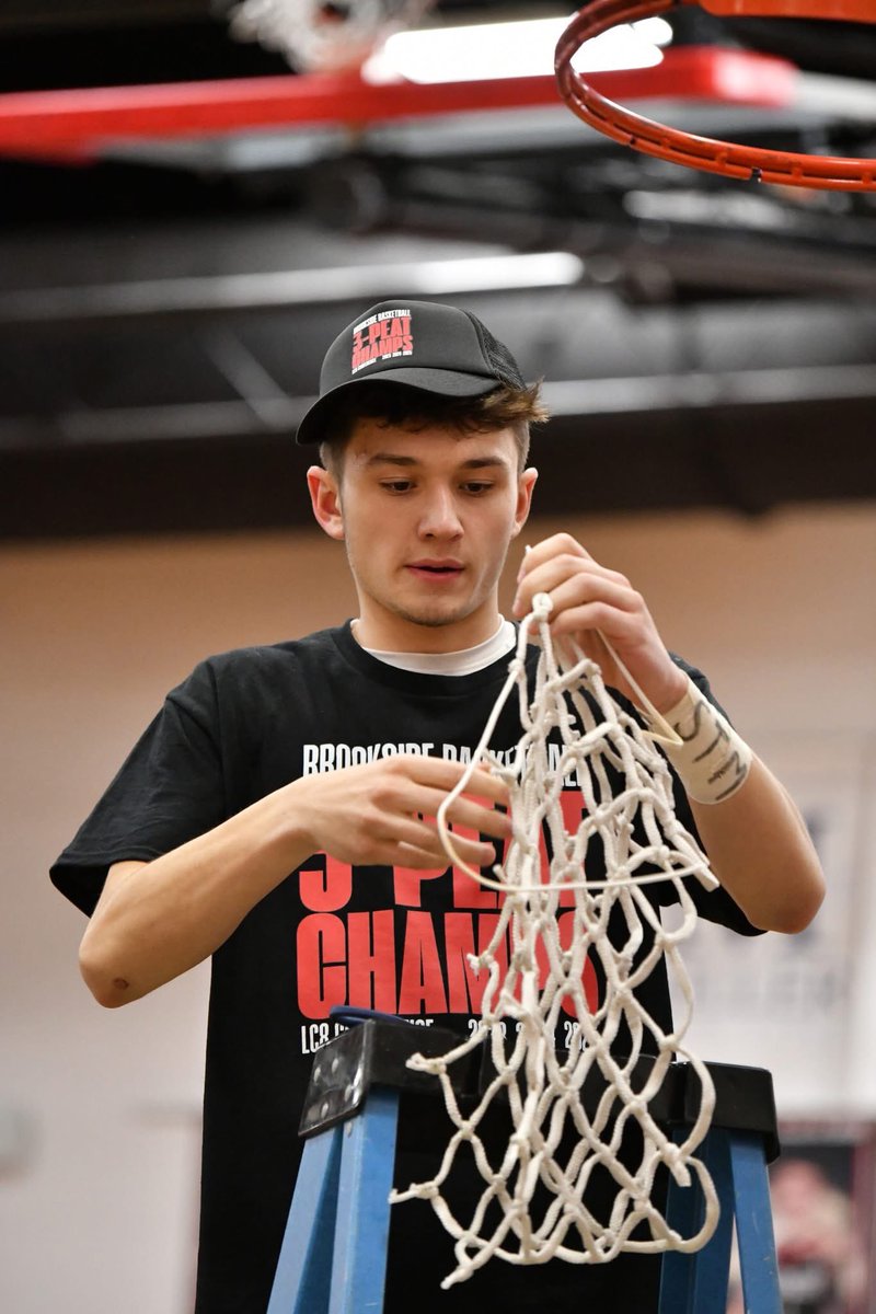 nwaechter_2's tweet photo. 20…15…2…out. Thank you Brookside for the best 4 years a kid could’ve dreamed of. Beyond grateful for all of my coaches and teammates throughout my career. It was a journey that will never be forgotten  #cardinalforlife❤️ https://t.co/UF9vLnZCel
