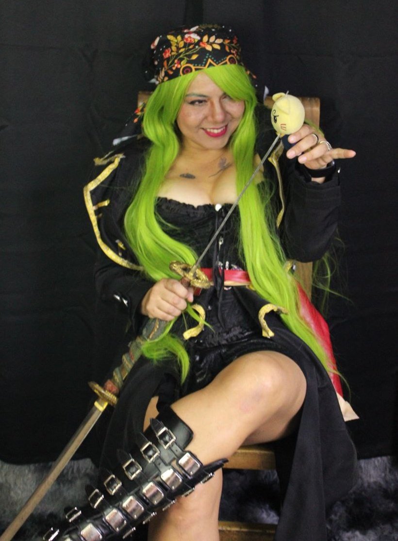 dralfo1's tweet photo. #roronoazoro  #onepiececosplay  #sexi https://t.co/G1pJEBWTyc