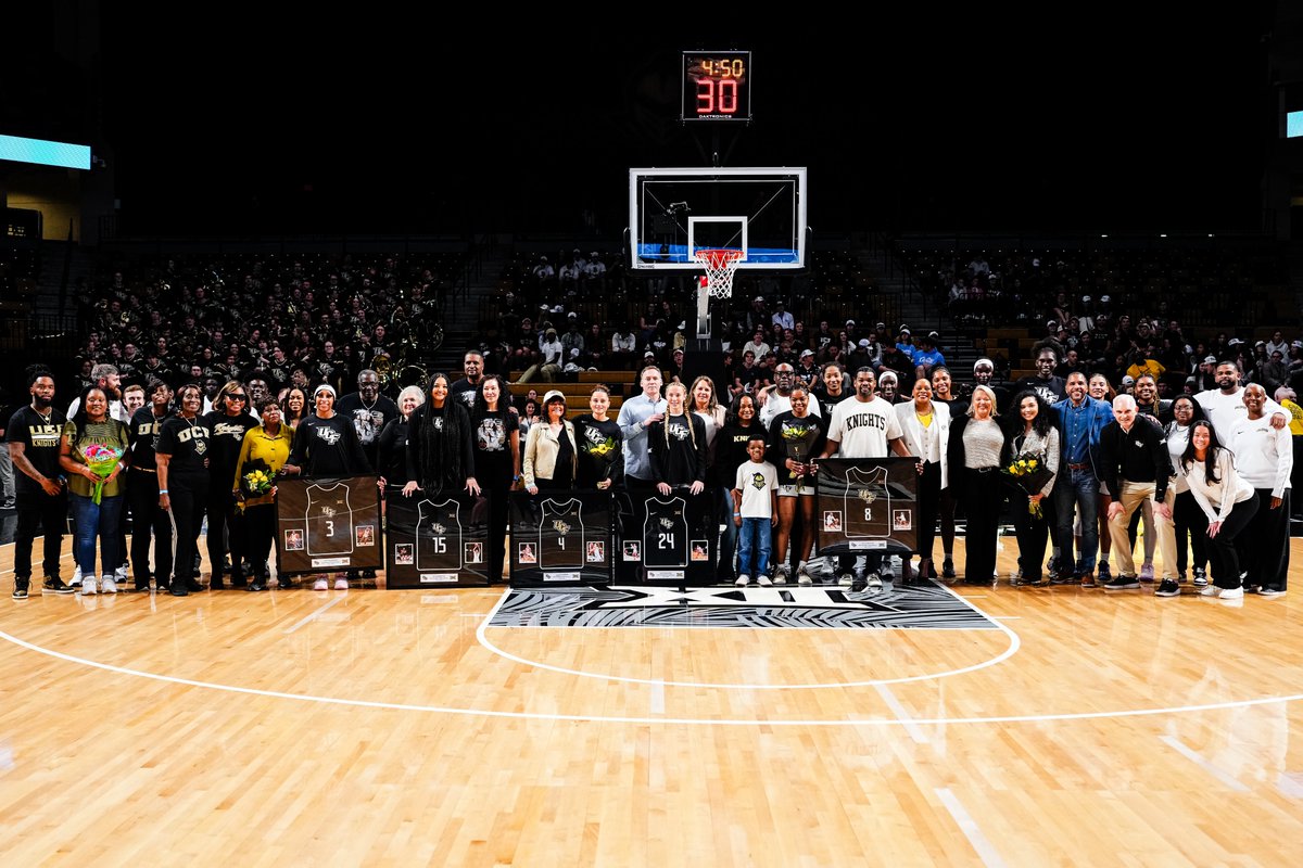 Thank you, <a href="/UCF_WBB/">UCF Women's Hoops</a> seniors 🥹🫶