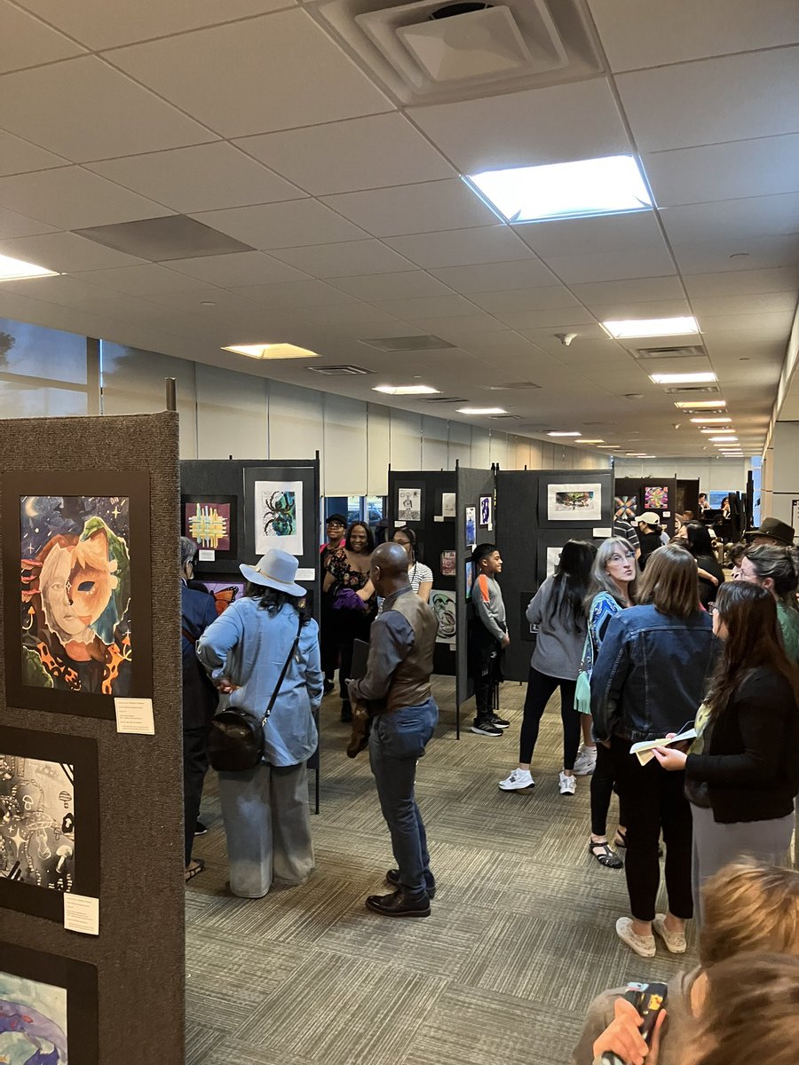 TPMSVisualArts's tweet photo. Feb. 25th, the CFBISD Fine Arts department kicked off National Youth Art Month (YAM) with an annual opening reception at Carrollton Regional Medical Center. Artwork created by talented elementary through high school students from every #CFBISD campus was represented. @TexasYAM https://t.co/9tZ9MIbWDA