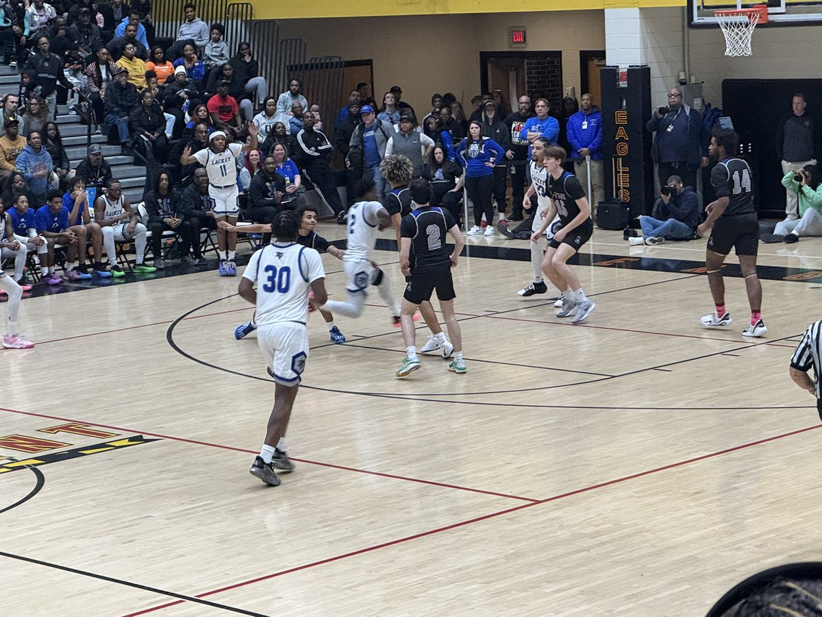 Congratulations to the new <a href="/SMACAthletics/">SMAC Athletics</a> 🏀🏀 champs @Lackeyboysbb !!! Great game!!