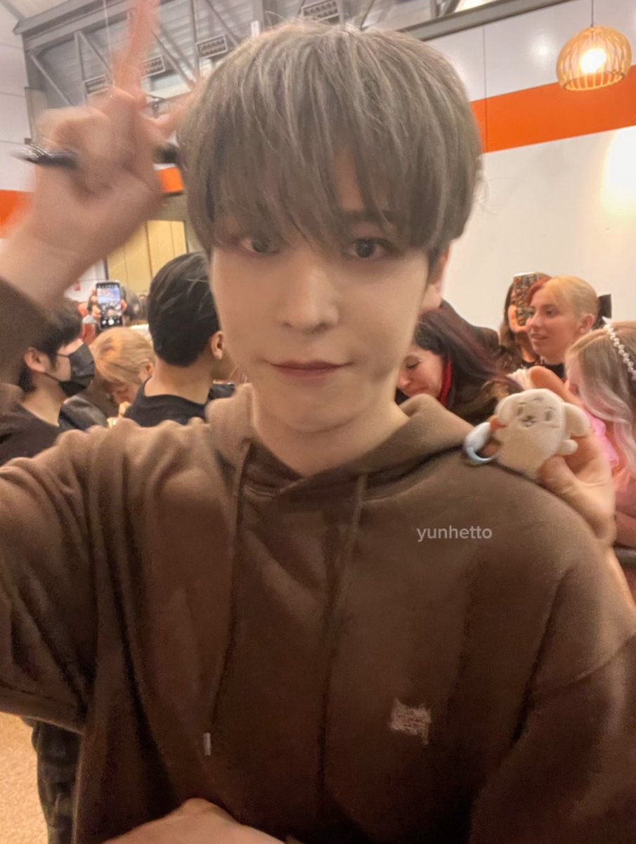 yunhetto's tweet photo. 250225 윤호잘했하튜 ㅠㅠㅠㅠㅠ 🫂
#ateezinbrussels https://t.co/GBg24WhQbd