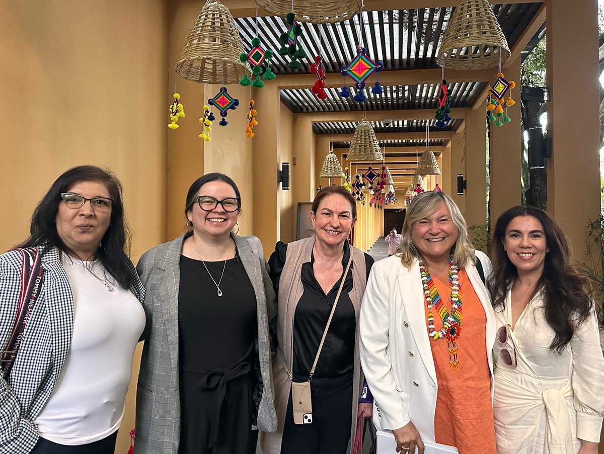 ORMUSA_ONG's tweet photo. #UnidasEnInternet | Representantes de @CicamGuatemala, @mujeresdeguate y @ORMUSA_ONG, consorcio que forma parte de la Estrategia #ACTUEMOS, participan en la 1ra Cumbre Latinoamericana de Defensoras Digitales en #México
#1CLDD
#codigoterritorioyresistencia
#LeyOlimpia https://t.co/H7xX0NAAL3
