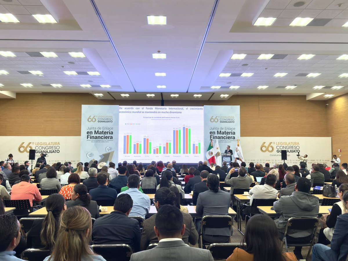 Héctor Salgado Banda (@hsalgadobanda) on Twitter photo En representación de la Gobernadora <a href="/LibiaDennise/">Libia Dennise</a>, tuve el gusto de asistir al <a href="/CongresoGto/">Congreso del Estado de Guanajuato</a> a la Junta de Enlace en Materia Financiera. Trabajando en equipo con los municipios fortalecemos las finanzas públicas y la fiscalización en Guanajuato.
#GobiernoDeLaGente #SomosFinanzas En representación de la Gobernadora <a href="/LibiaDennise/">Libia Dennise</a>, tuve el gusto de asistir al <a href="/CongresoGto/">Congreso del Estado de Guanajuato</a> a la Junta de Enlace en Materia Financiera. Trabajando en equipo con los municipios fortalecemos las finanzas públicas y la fiscalización en Guanajuato.
#GobiernoDeLaGente #SomosFinanzas