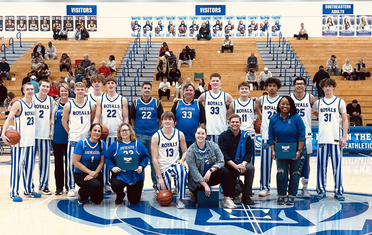 HSE Royals Athletics (@hseathletics) on Twitter photo Tonight is Teacher Appreciation Night with <a href="/HSEBasketball/">HSE Royals Basketball</a>!
We are grateful for our amazing <a href="/HSESchools/">Hamilton Southeastern Schools</a> educators and the difference they make in the lives of our students!
π΅π¦ Tonight is Teacher Appreciation Night with <a href="/HSEBasketball/">HSE Royals Basketball</a>!
We are grateful for our amazing <a href="/HSESchools/">Hamilton Southeastern Schools</a> educators and the difference they make in the lives of our students!
π΅π¦