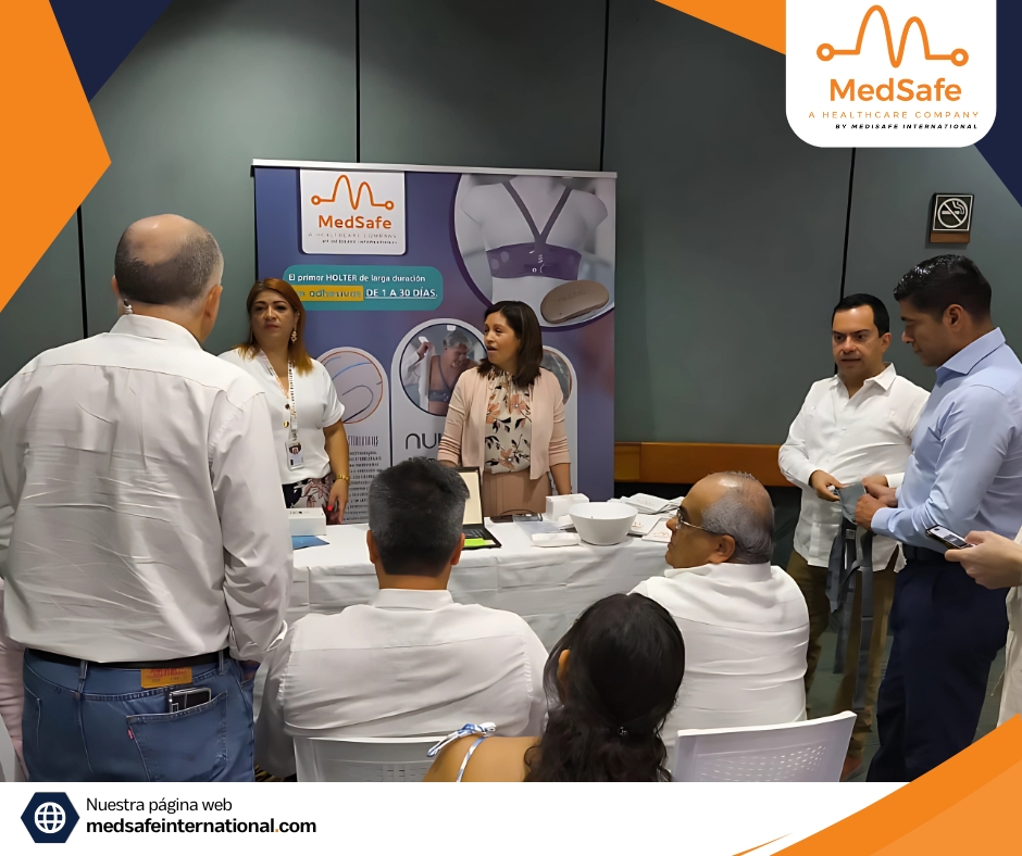 MedSafeint's tweet image. ¡llevamos la innovación al siguiente nivel en el Congreso del Colegio Colombiano de Electrofisiología! 

Nos emocionó compartir nuestras soluciones vanguardistas y conectar con líderes que transforman la salud. 

#InnovaciónEnSalud #EPeeps_Bot #EP_Bot #EPeeps