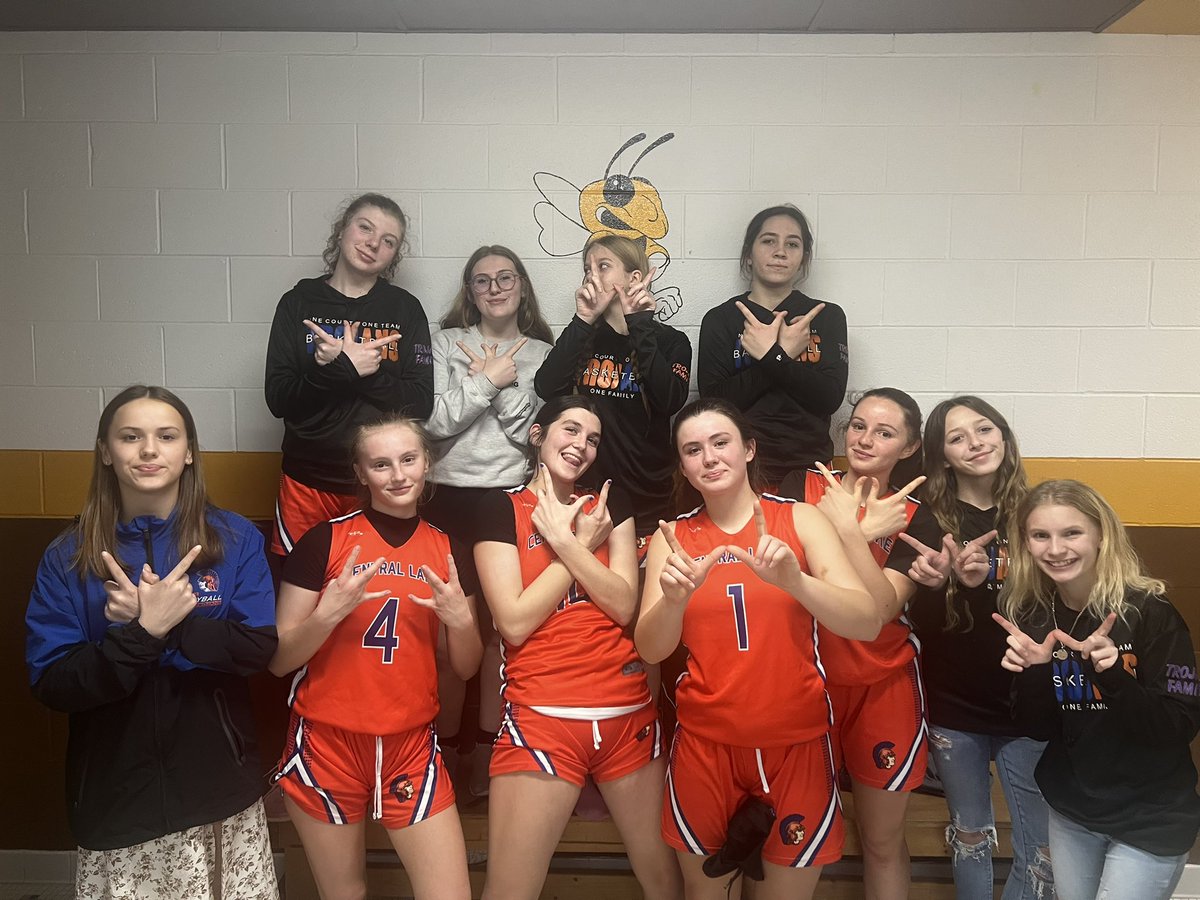 CLPSSuper's tweet image. Great team win to end the regular season, 66-13, over Pellston!