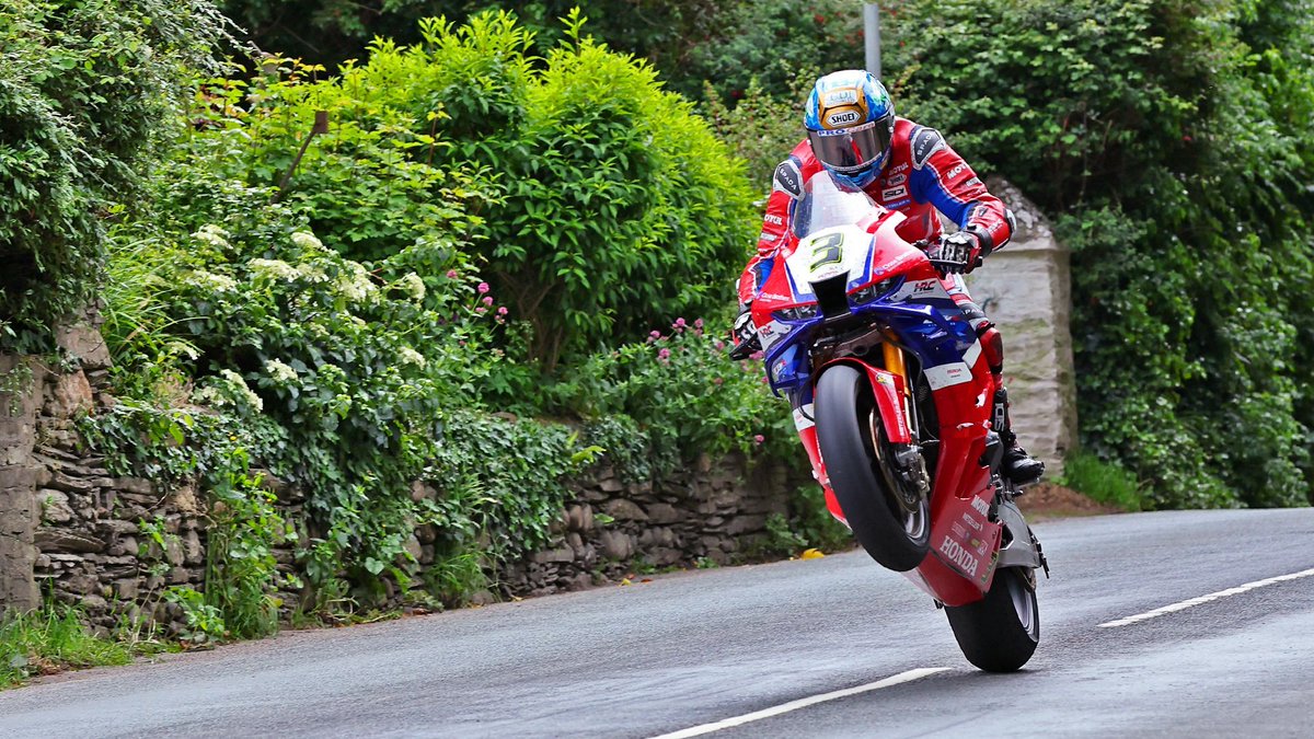 100% Honda for #WheelieWednesday 😍
