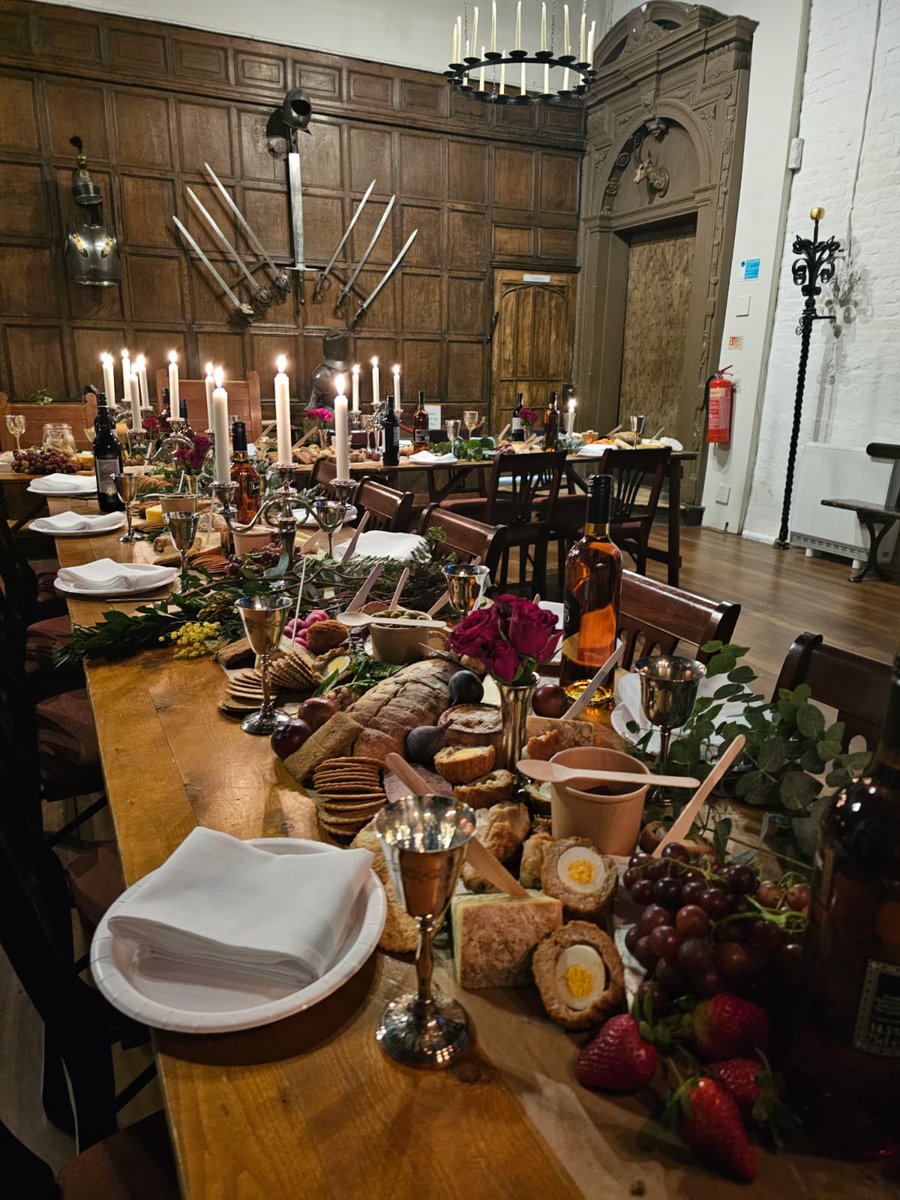 TheHarryCross's tweet photo. Tamworth Castle.   Where Mercian kings come to dine!

@TamworthCastle https://t.co/y7DdUYcWGe