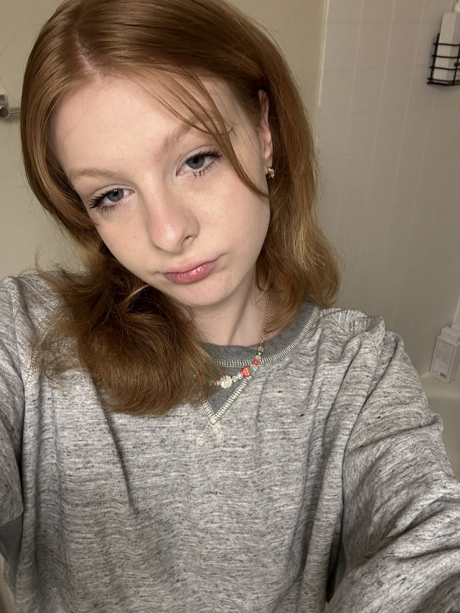 Content from strawberrigirli