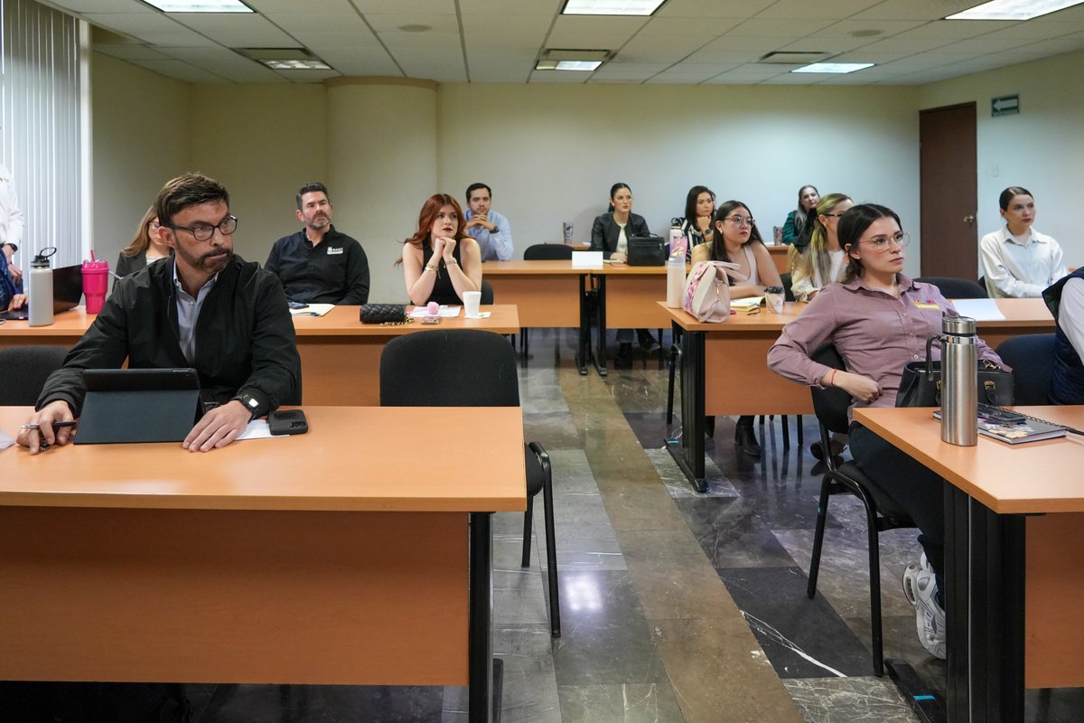 ssaludsonora's tweet photo. Sonora avanza en la implementación de la Ley General de Alimentación Adecuada y Sostenible integrándola a estrategias estatales contando con la participación de dependencias como: CIAD, UNISON, Banco de Alimentos, SIPINA, Investigadores, SEC, DIF y #SaludSonora. https://t.co/80W0aq9WGP