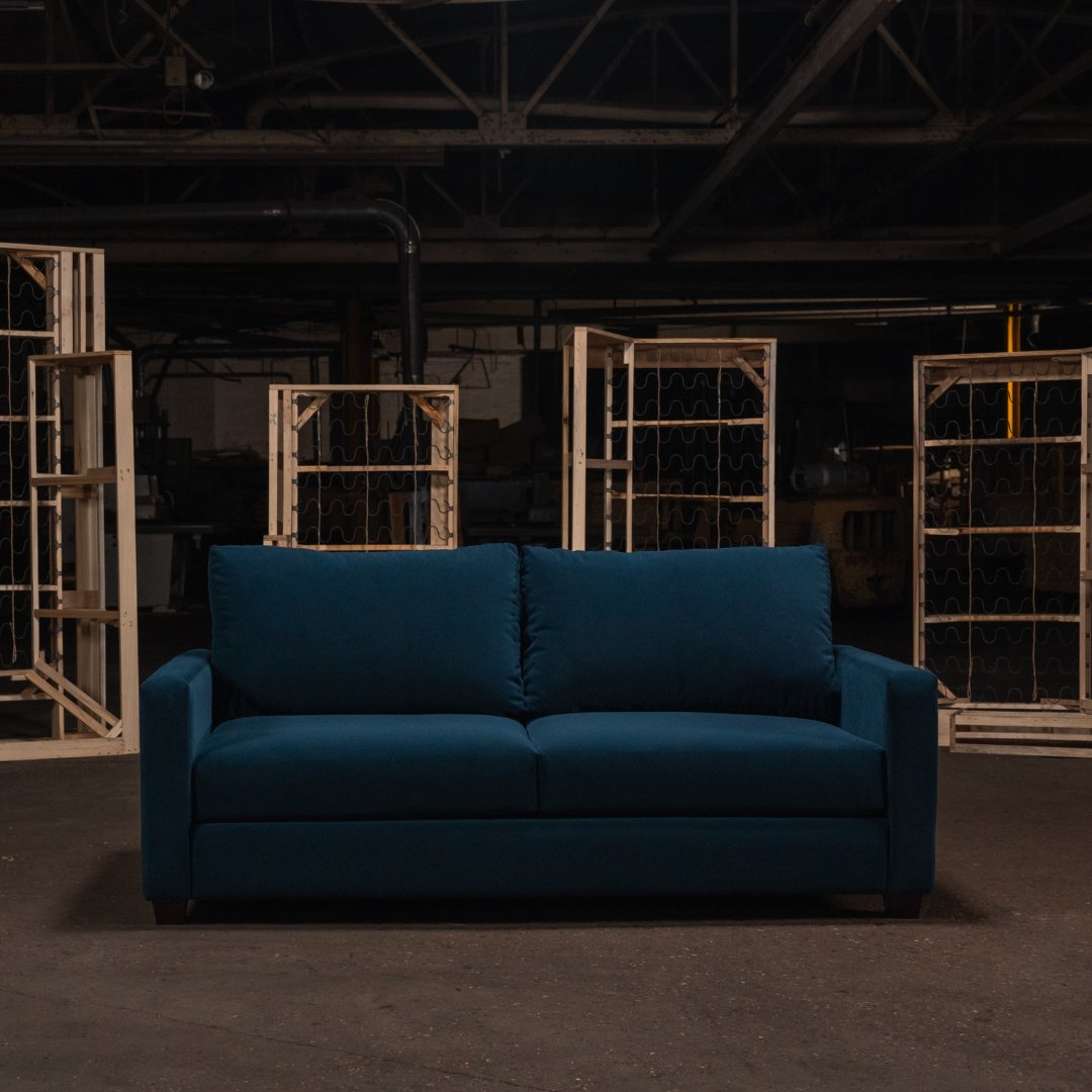 LivingDesignsF's tweet image. Design that speaks for itself ✨💙

#LivingDesignsFurniture #BlueSofa #CustomSofa #HoustonBusiness #FurnitureExperts