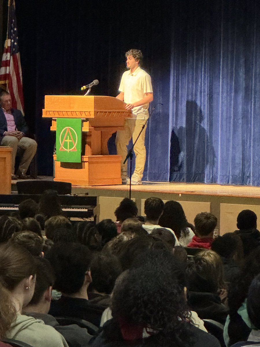 WiscoBB's tweet photo. It’s more than basketball… Isaiah, Alex, and Josiah leading in our chapel/morning assembly.

“We all have struggles but as Christians we know we can turn to Jesus.” #Hebrews #wisbb https://t.co/3GpybKQeUB