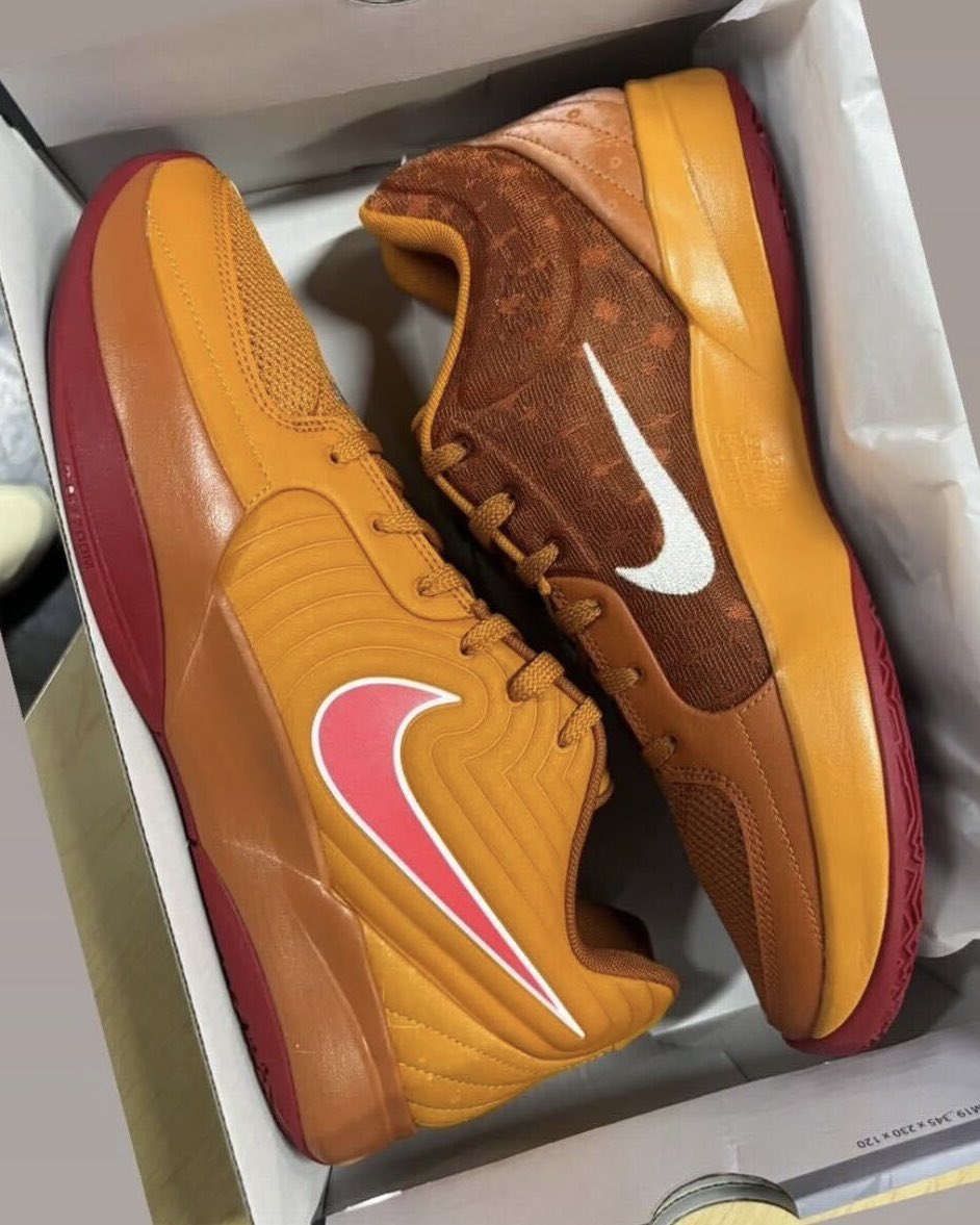 Nice Kicks tweet media
