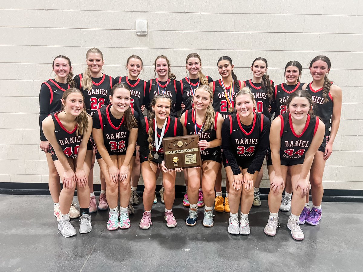 🏀Big East Tournament District One Champions!!!🏀 <a href="/coachgood10/">Coach Good</a> <a href="/jasonlong4/">Jason Long</a> <a href="/JenGood37/">Jennie Good</a> <a href="/BooneAthletics/">Danny Good</a>