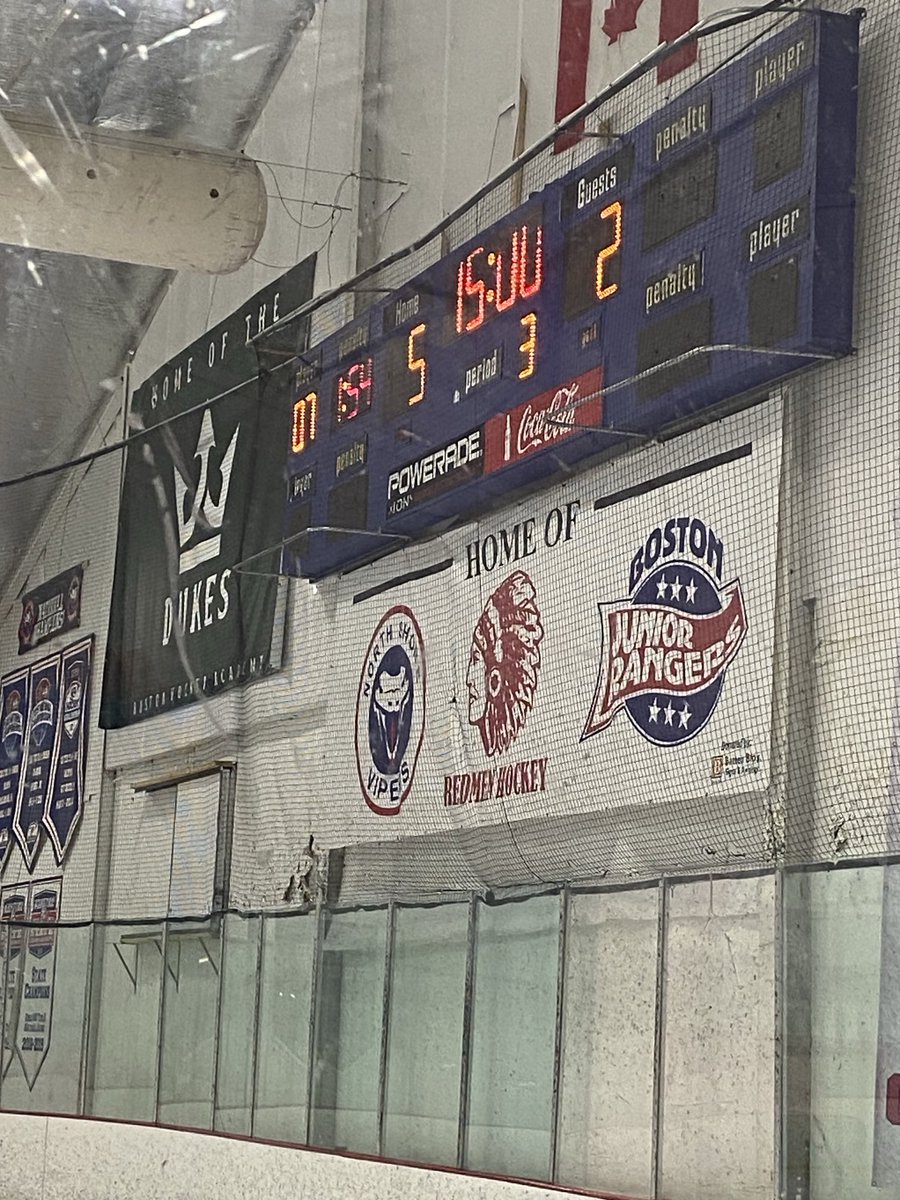 Hornets will take 5-2 lead into third.
🏒💚💛💪🏼🐝