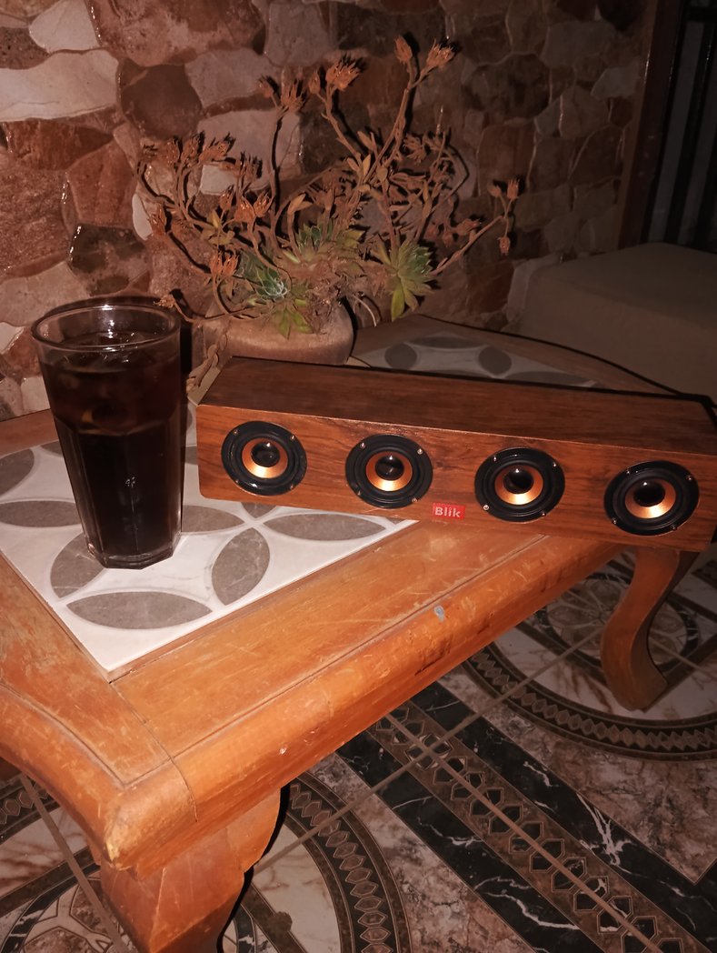 RodrigoMG079's tweet photo. Terraza de la casa en la playa #SinLuz Pero acompañado de música suave y sus #Combinados 
Aunque sea con #Pepsi Pero en casos de Emergencia como estás todo soldado sirve!! https://t.co/PfRfESuyXq