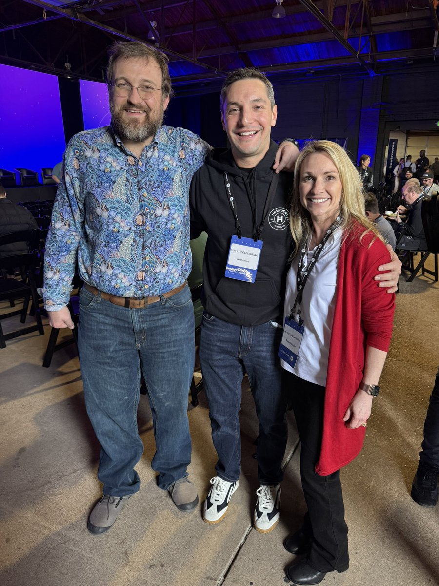 Thanks to @hedera for such a high quality and fun #HederaCon! Loved seeing  @IOHK_Charles and @davidwachsman—and hearing their incredible insights! And  thanks for including me on the timely panel on the great