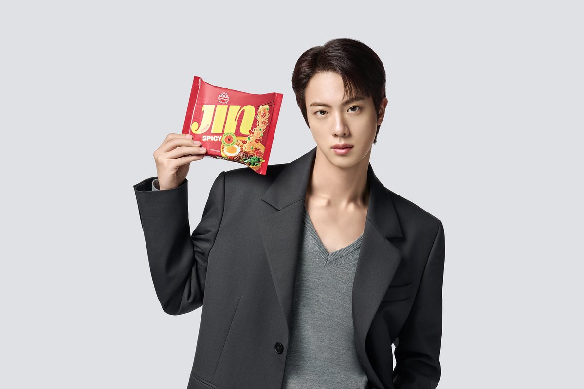 jinnieslamp's tweet photo. Jin has officially been selected as the Global Model for Jin Ramen! (HD) 

JIN OTOKI GLOBAL MODEL 
#JinxOTOKI #JinxJinRamen https://t.co/M9nxJegtIQ