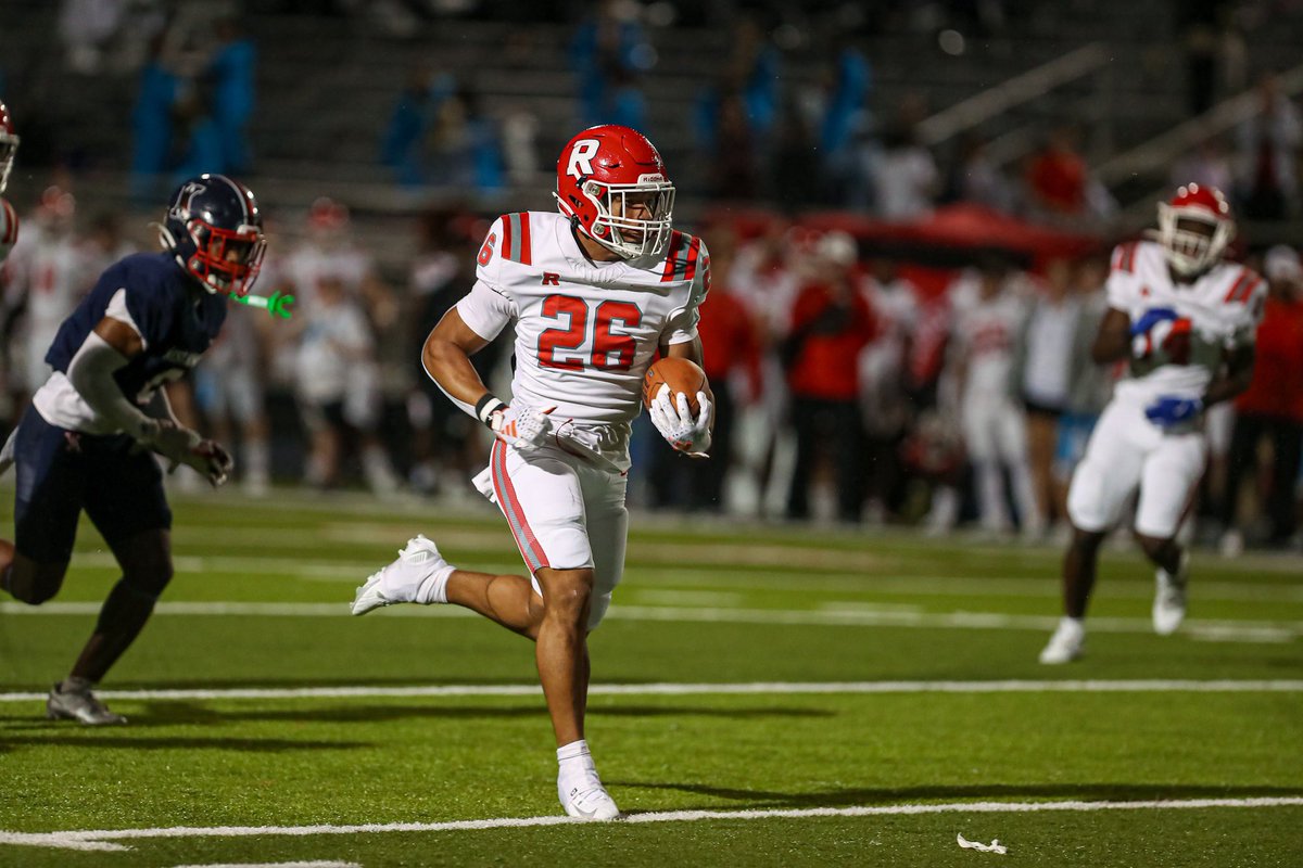 LAFBReport's tweet photo. Ruston High School uniform appreciation post. 

#BootSwag 🔥 https://t.co/NOgV3SNFrv