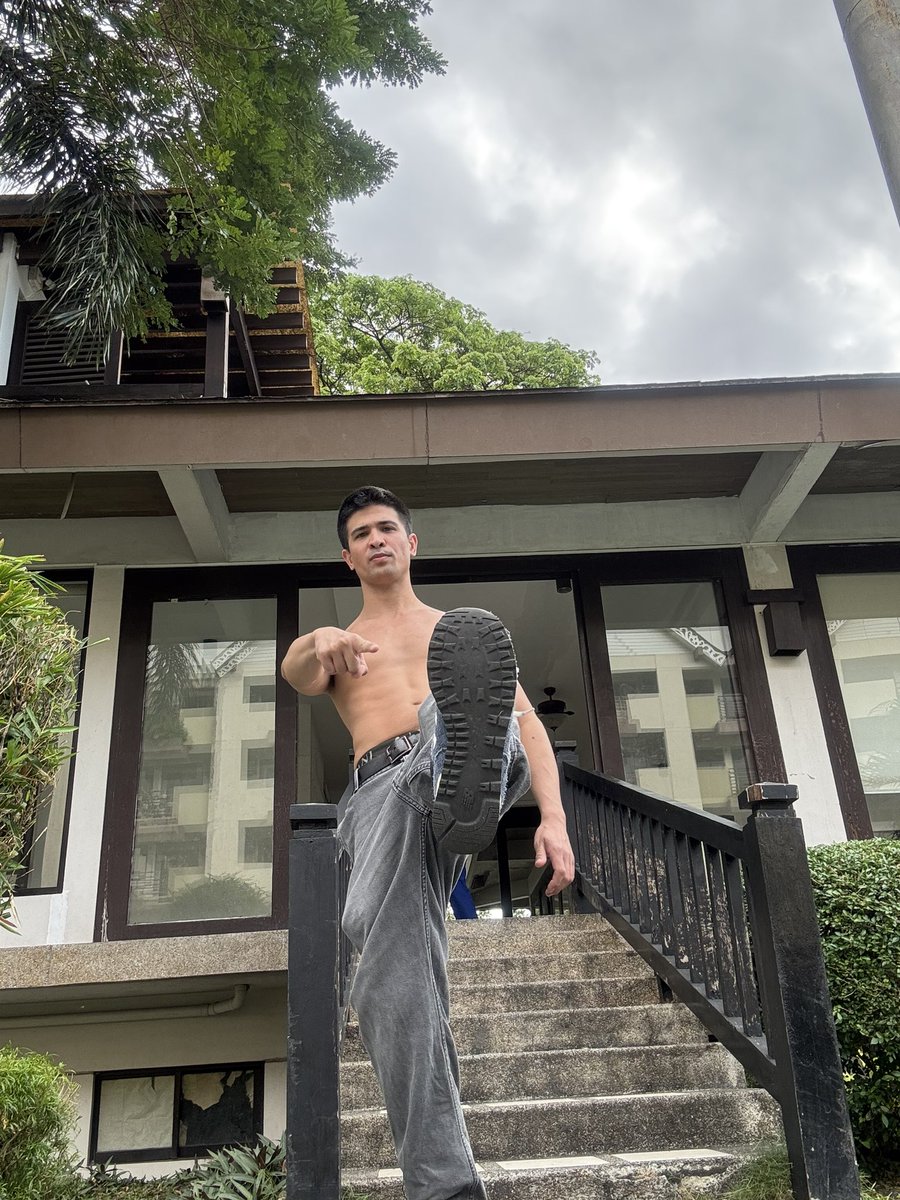 _sebastianreiss's tweet photo. Sniff, send and obey. 😈

Drain it all to me, and I your rewards will be reaped… ⛓️💰

#cashmaster #findom #findoms #findomking #findomkings #findommaster #findomcash #findomalpha #findomgod #findommaster #findomdrain #findomdrains #findomworship #feetworship #pits https://t.co/kII3DT82e4