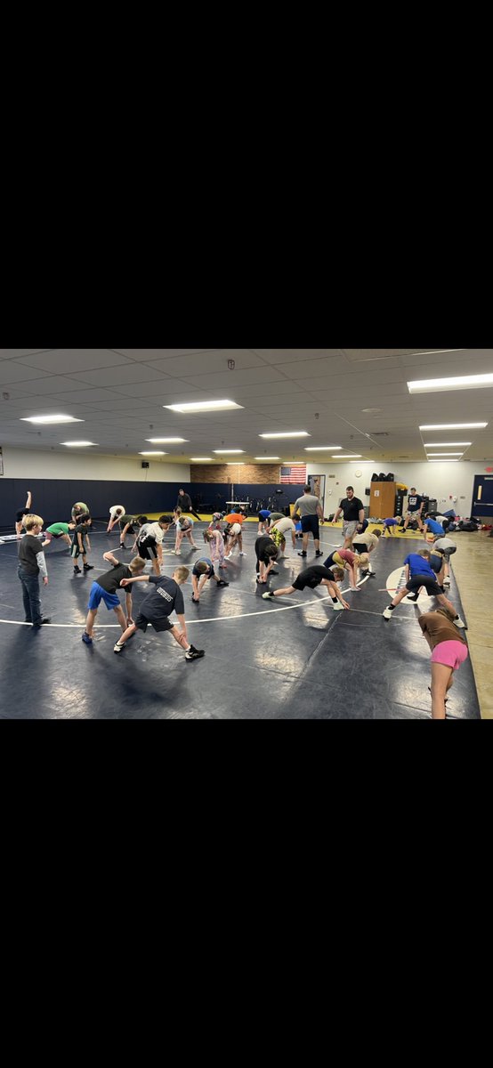 BobbyWhitenack's tweet photo. Can’t get the Gold Jackets without a start.   All 5 of these wrestlers were back helping coach elementary practice today.  150+ future Cougars @NewPrairieWR https://t.co/aLZzmD8Zun