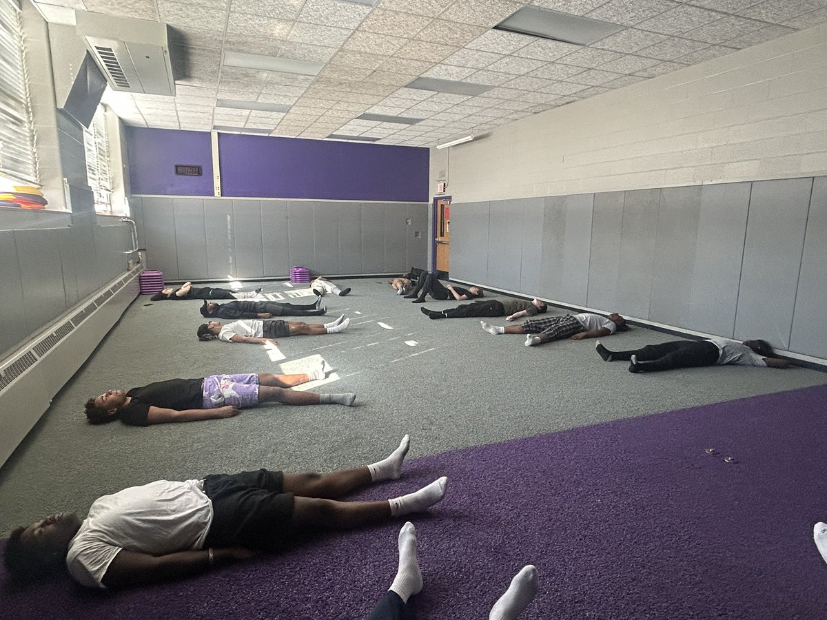 AndreaAntonetty's tweet image. What do winning teams do before a win? They lock in! Thank you @Ody_Athletics @GreeceOdyssey 💛💜
@CABaker22 @Gcsdmindfulness