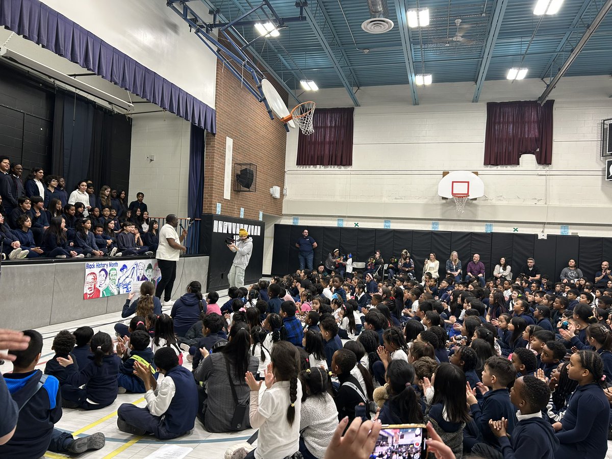 MsLanzarotta's tweet photo. Special thanks to @Shem from @KiSS925 for joining our school’ s celebration of #BlackHistoryMonth and inspiring us with your song! @St_JohnXX3 what a perfect way to celebrate this month’s virtue of #love @TCDSB  #community https://t.co/qEiK6eTpqn