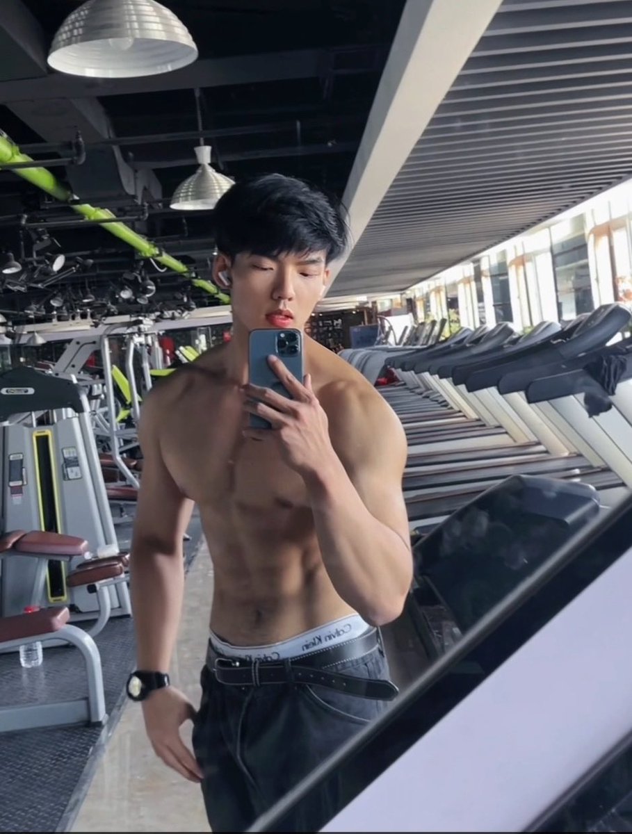XiaoFanRoom's tweet photo. https://t.co/sC68gtZjwn