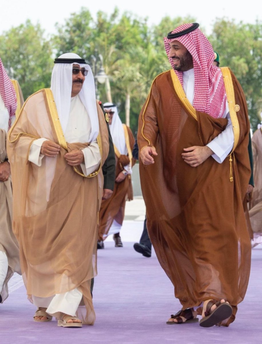 ALotaibi_Amer's tweet photo. #الكويت_العيد_الوطني 
#الكويت_يوم_التحرير 

نهنئ حكومتنا الرشيده
والشعب وانفسنا
بهذا اليومين العظيمين 
من تاريخ الكويت الزاهر
وصفحات هذا البلد 
التقي 
المعطاء 
المسالم 
الكريم 

وهذا والله من فضل الله العزيز الجبار علينا اولا واخراً على هذا البلد
لحكامة وشعبة الصالحين
لما قدموه على مر الازمان من خدمة الاسلام والمسلمين وشعوب العالم 
ولتقواهم وصلاحهم وحبهم للخير

فنسأل الله الكريم
أن يديم نعمة  الامن  والامان
والرخاء والازدهار
وأن يجنب هذا البلد واهله الفتن ماظهر منها ومابطن
وهو السميع القدير