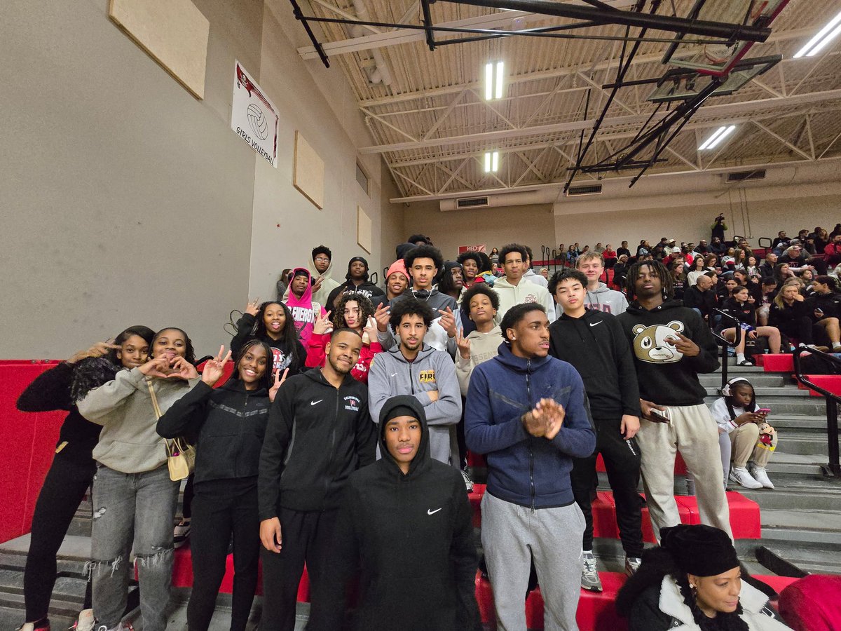 Raider hoopers supporting Raider hoopers!!!!  Let’s go!  Lady Raiders up 18-4 in the Sectional Semifinal!  Winner gets Benet on Thursday!