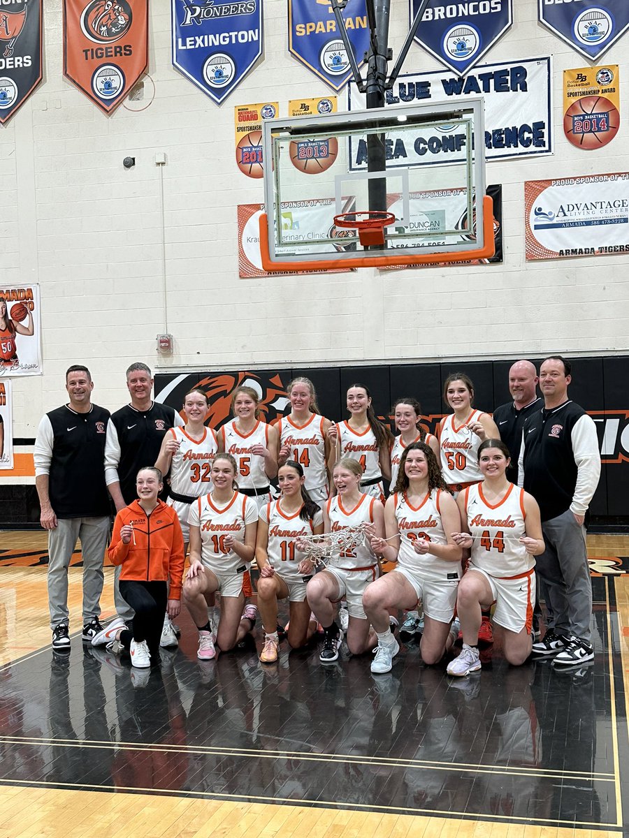 Congrats to our varsity girls basketball team on beating Richmond tonight, and securing a share of the BWAC Title! Way to go, Tigers! 🐅🏀