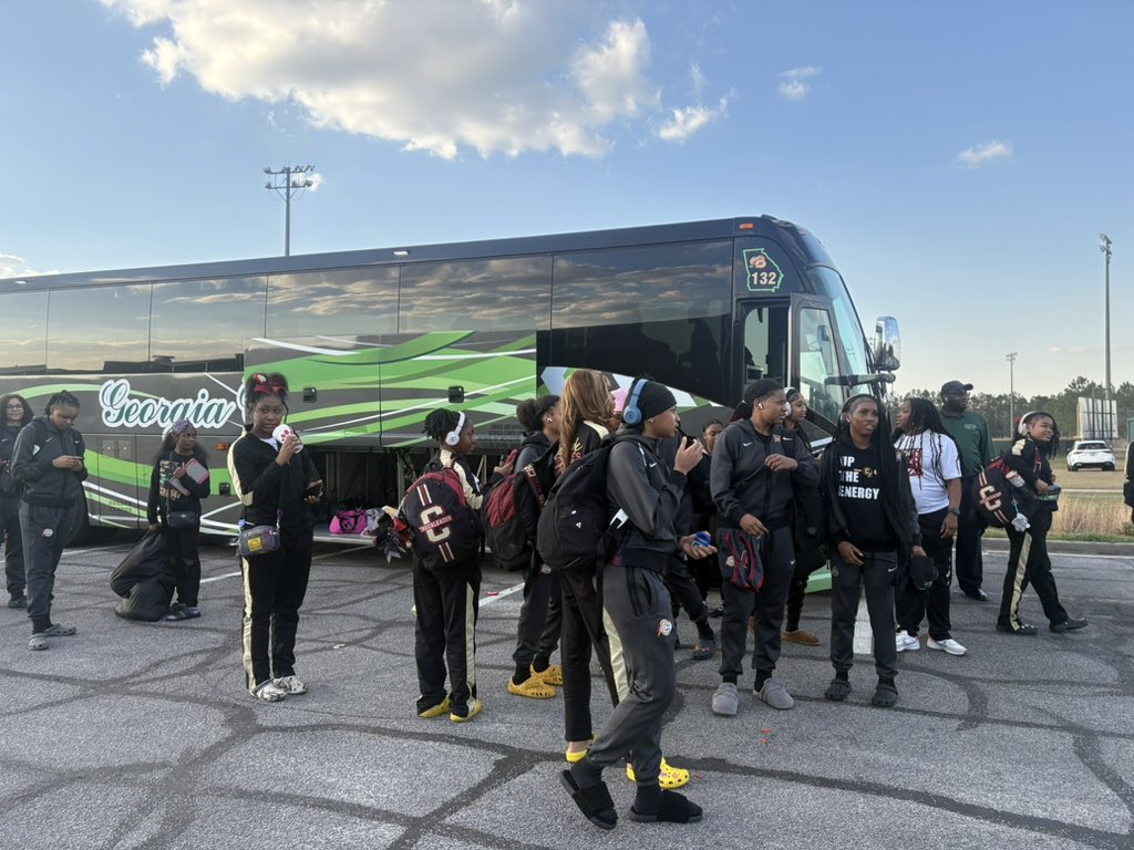 DrTroyMe's tweet photo. 4 hour business trip. On to the Final Four! #TribePride https://t.co/C2nJsSBHKd