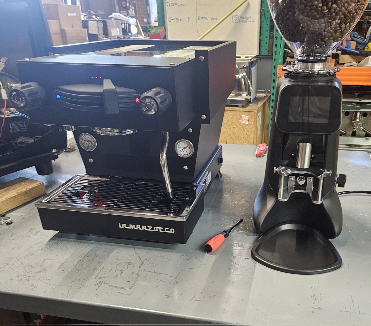 TheCoffeePact's tweet photo. We had an exciting week, meeting people with far more knowledge than us. We had to go to LA to pick up La Marazocco Linea Mini from The Coffee Depot. They were able to give us a much needed demonstration for our new equipment.

#coffeecart #Coffee https://t.co/sjzG7MzY9B