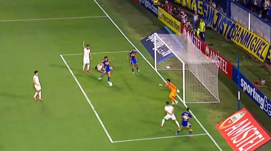 Lo que se erró Cavani, van a seguir justificandolo?