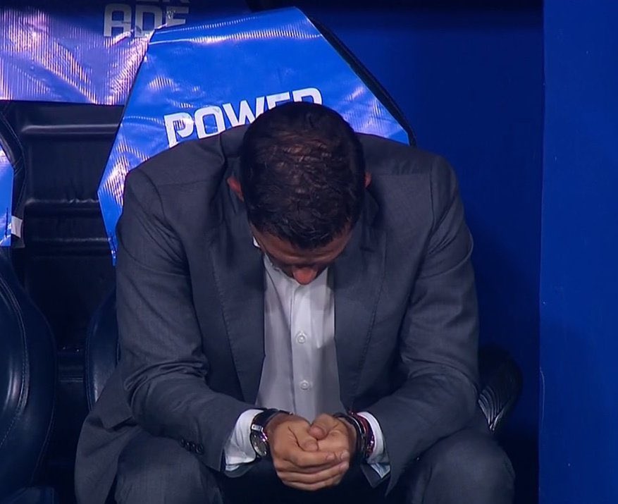 Que lindo es ver fracasar a esta basura. Se disfruta cada segundo.